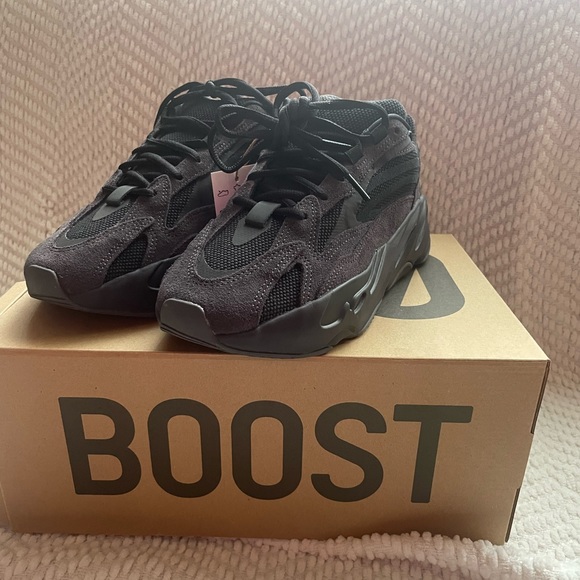 Yeezy 700 vanta - Picture 2 of 8